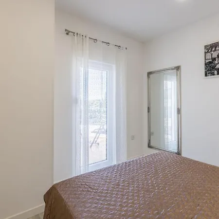 Marijeta Apartman+besplatan Parking * Kaštela