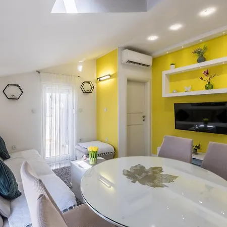 Marijeta Apartman+besplatan Parking